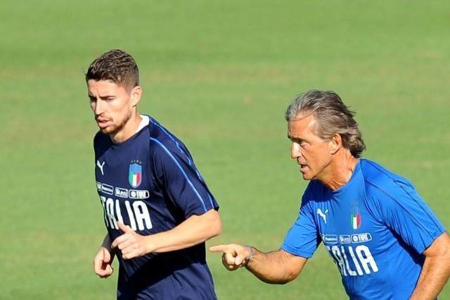 1633909641638004683.jpg 1973bee6-5b1b-4465-bf80-2f686607a483.jpg